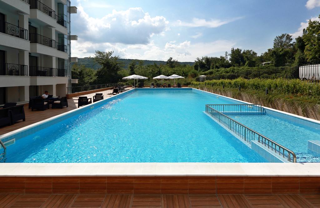 Private Apartments In White Rock Castle Balchik Luaran gambar